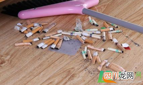 扫把上全是头发和毛絮怎么办