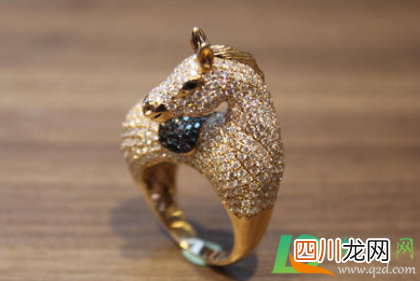 黑钻石是钻石吗