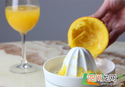 榨汁机加水加多少