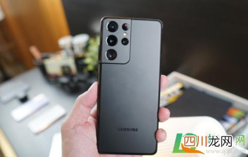 三星s21ultra送充电器吗