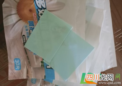地板清洁片是酸性还是碱性的