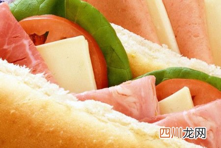 青少年锻炼莫忘营养