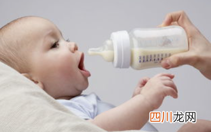 硅胶奶瓶有股橡胶味正常吗