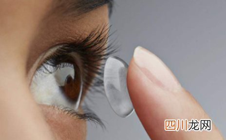 戴隐形眼镜眼底充血是什么原因造成的