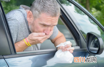 晕车贴一般贴什么部位