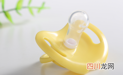 用什么代替安抚奶嘴哄睡