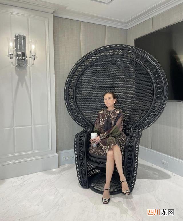 权力的游戏大结局谁坐上了铁王座 权力的游戏铁王座谁坐上了2019