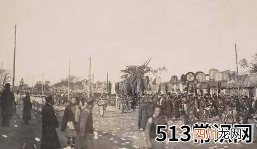 梦见柩衣搬运者