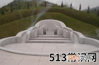 图文 梦见路过坟墓