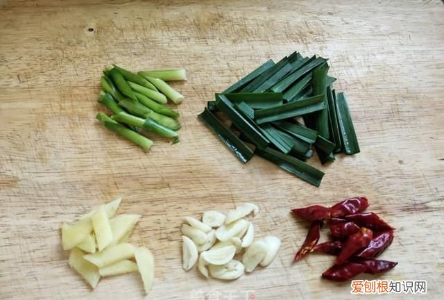 香干炒什么好吃又简单 香干炒什么比较好吃