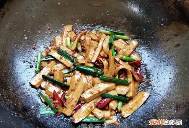 香干炒什么好吃又简单 香干炒什么比较好吃