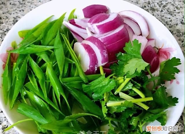 香干炒什么好吃又简单 香干炒什么比较好吃