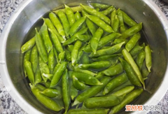 带壳豌豆水煮多久能熟，带皮豌豆怎么煮好吃又简单