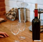 红酒打开之后放多久不能再喝了