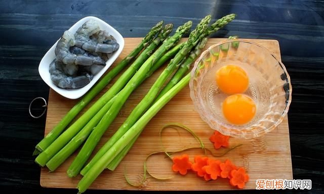 芦笋与什么一起炒最营养,芦笋和什么搭配最好吃