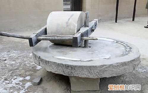 碾怎么读，碾这个字怎么读？