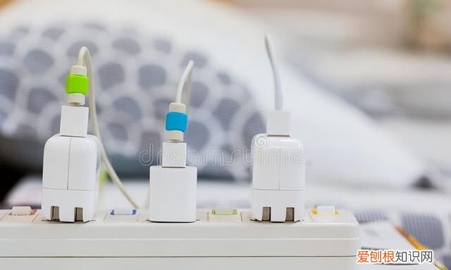 家里4种电器用完要拔插头,不然电费翻倍交,早懂早省钱