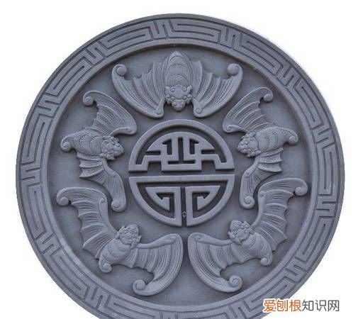 建筑上雕刻蝙蝠的寓意是什么意思