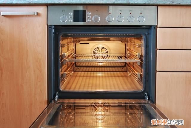 烤箱预热的正确方法和步骤,烤箱预热如何操作
