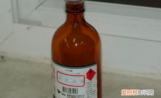 怎么区分医用和工业酒精,工业酒精和医用酒精的区别