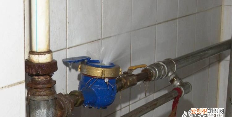 冬天水表冻破了怎么办,水表怎么打开水表玻璃被冻坏了怎么打开