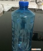 520ml是多少斤，520毫升水等于多少斤