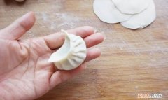 包饺子方法，炖包饺子的方法和技巧