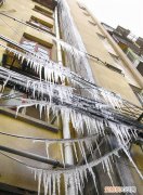 太阳能冬季如何防冻，太阳能上水管冬天怎么防冻