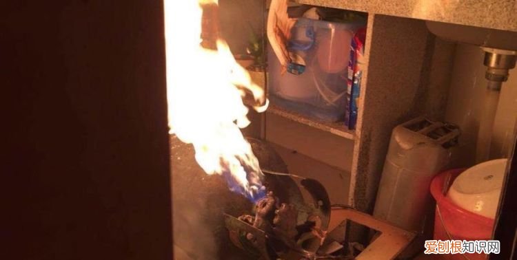 冬天煤气冻住怎么办，冬天煤气罐火小了怎么处理