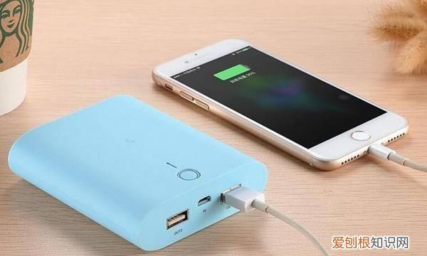 充电宝闪烁却充不进电怎么办，充电宝一闪一闪的充不进电怎么回事