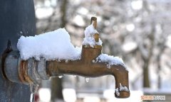 冬季水龙头冻了怎么办，电热加热水龙头冻住了怎么办