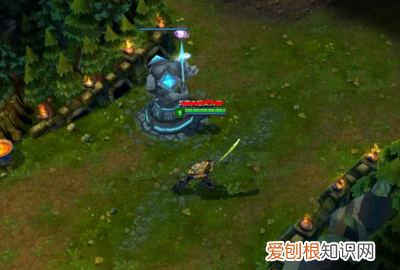 英雄联盟锁定视角的方法,正玩着lol突然不能锁定视角了