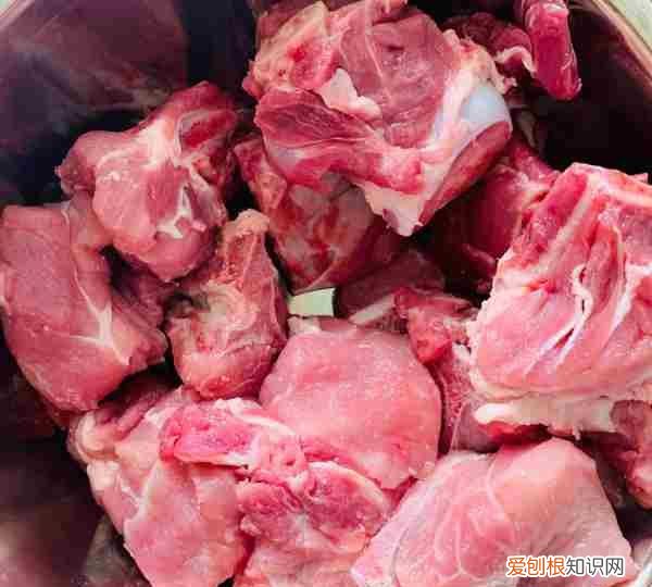 东北人大骨头做法，东北炖大骨头的做法窍门