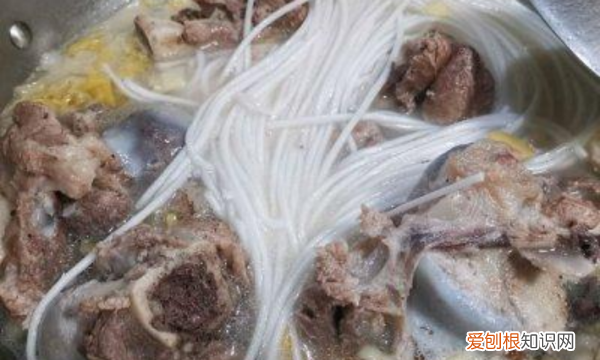 东北人大骨头做法，东北炖大骨头的做法窍门