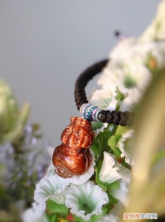 貔貅成对怎么佩戴，男士貔貅的正确戴法