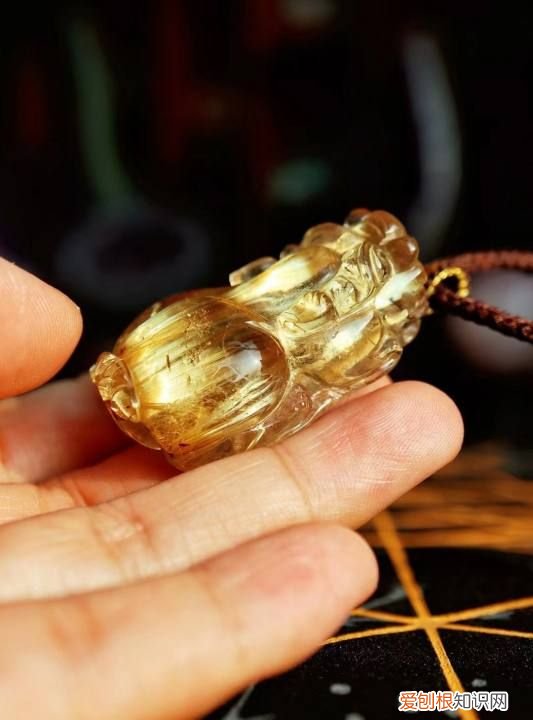 貔貅成对怎么佩戴，男士貔貅的正确戴法