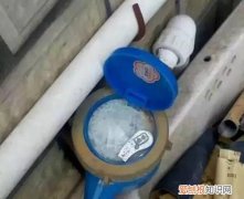 水表冻坏了还能出水，水表玻璃冻坏还能用吗