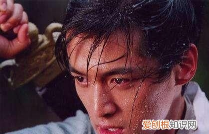 昆仑山练剑是什么梗，仙剑1至4中蜀山的掌门依次是谁