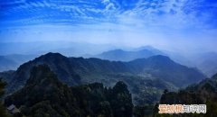 一览众山小的上一句，一览众山小的下一句是啥