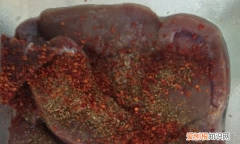 小腰是什么部位，烤串的腰子是什么动物的