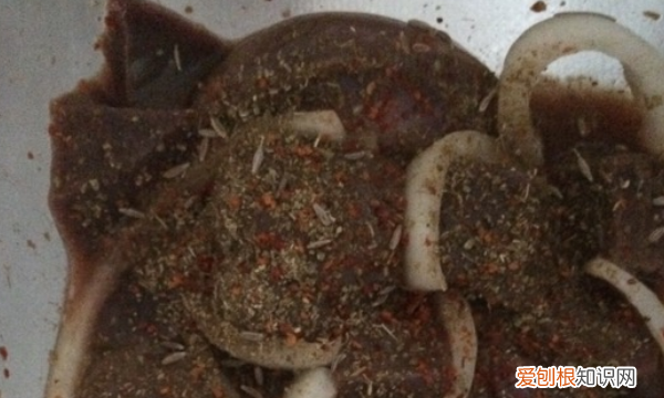 小腰是什么部位，烤串的腰子是什么动物的