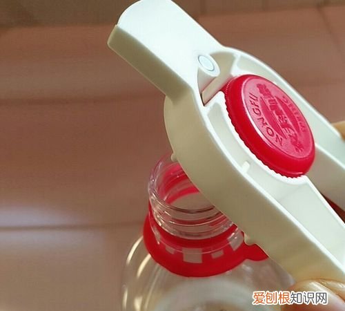 矿泉水开盖后能放几天，桶装矿泉水能放几天分开封和没开封来回答