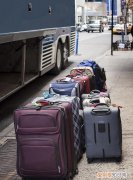 火车限制行李重量吗，坐普快直达列车会限制行李重量