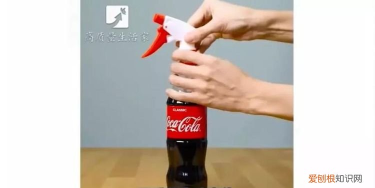 可乐溅在墙上怎么清除，农村墙上油烟黑色怎么去除