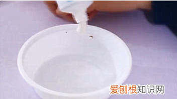 冰箱密封条怎么清洗,冰箱门的密封条怎么清洗更换