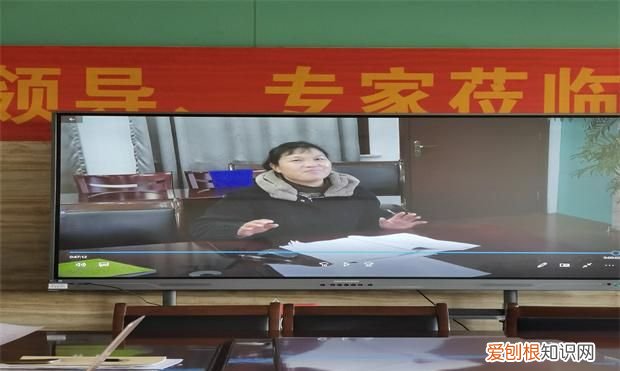 眭怎么读,一个“日”右边上下两个“土”该字怎么念什么意思