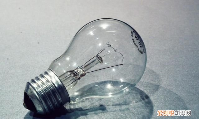瓦数最大的白炽灯泡,谁发明了耐用的白炽灯泡