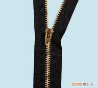 裤子的拉链算金属吗，书包上的拉链是金属