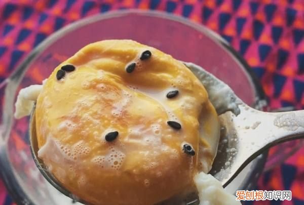 牛奶煮鸡蛋的做法，牛奶炖鸡蛋怎么做好吃的