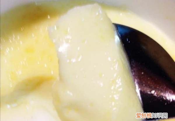 牛奶煮鸡蛋的做法，牛奶炖鸡蛋怎么做好吃的